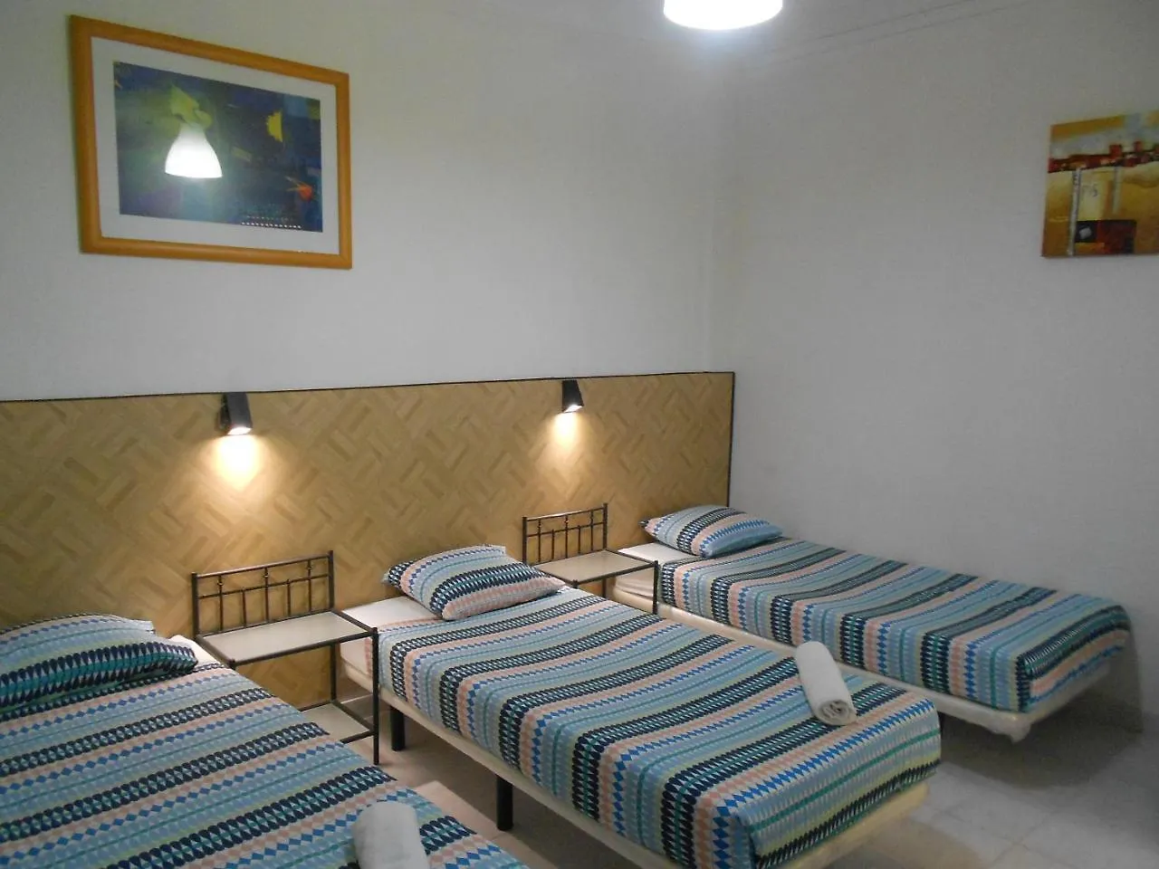 Crescent Rooms Lisbon Hostel