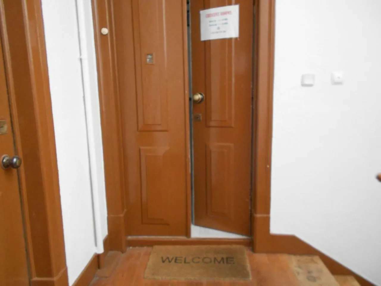 Crescent Rooms Lisbon Hostel